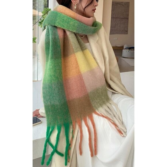 Women's Green Pink Winter Warm Long Shawl Cold Weather Thick Blanket Scarf - Picture 3 of 4